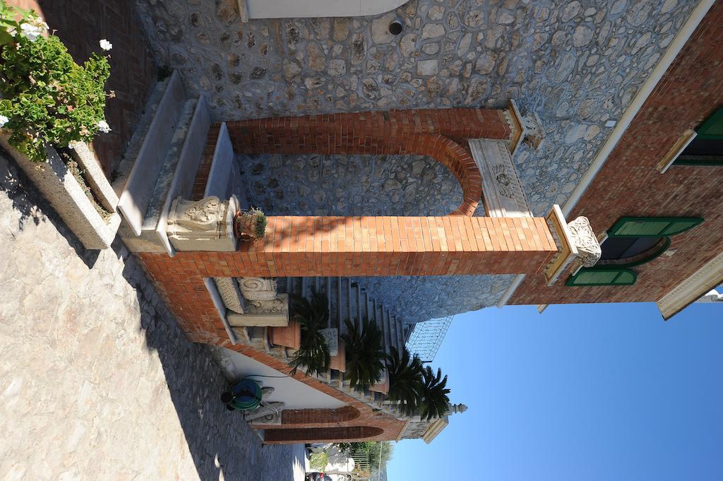 B & B Torre Saracena Маттината Экстерьер фото